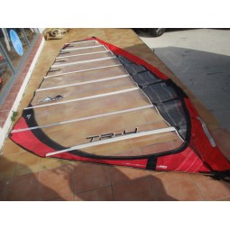 Voile Windsurf occasion Maui sails TR-4 7,6 m²  