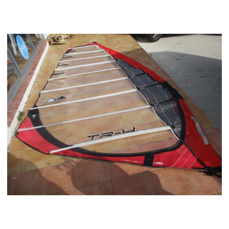 Voile Windsurf occasion Maui sails TR-4 7,6 m²  