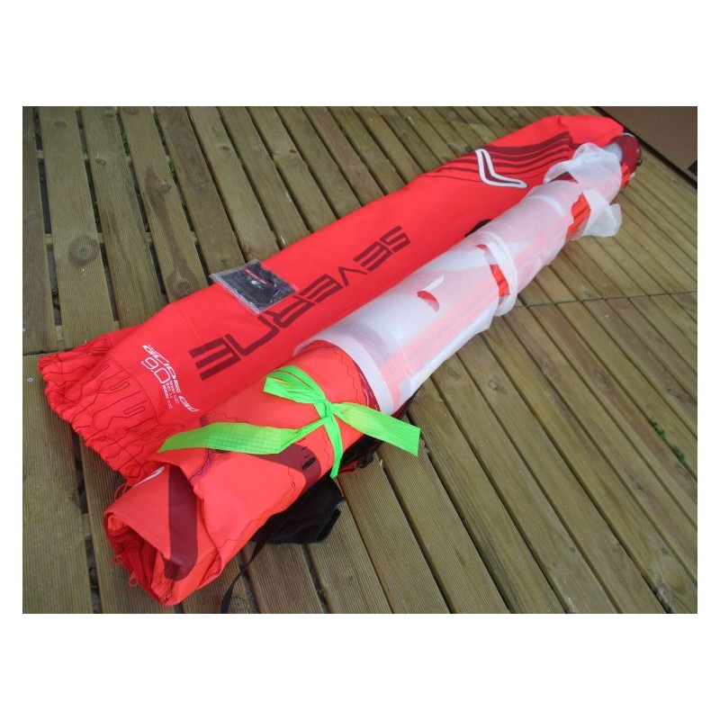 Voile Windsurf Severne HGO HYPERGLIDE occasion/neuve Olympic IQFOIL 9m² V1