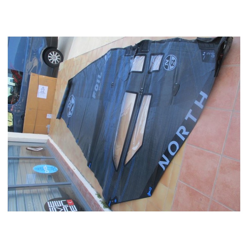 Voile Windsurf occasion North sails SLALOM FOIL 8,6 m² 2023
