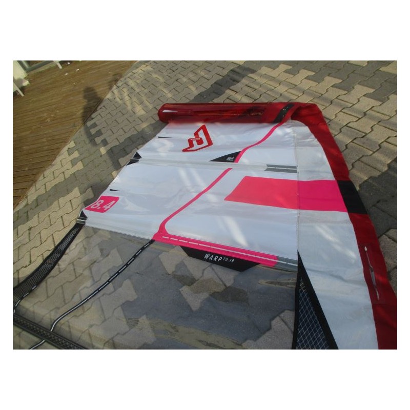 Voile Windsurf occasion North sails WARP 8,4 m² 2019