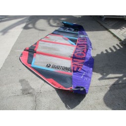 Voile Windsurf occasion Duotone Warp_Foil 4,5 m² 2022 black-berry