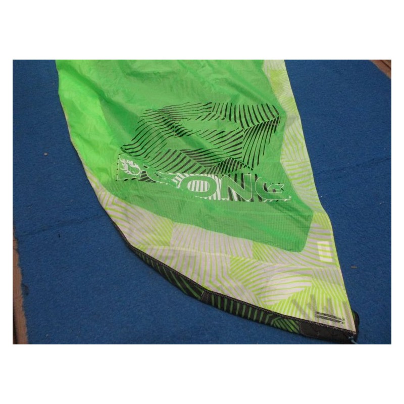 Aile nue Kitesurf occasion Gong Strutless v3 + latte centrale fibre 8 m² 2019