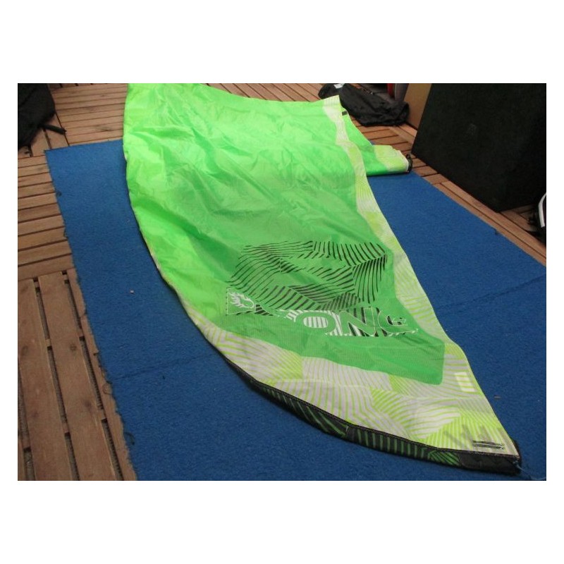 Aile nue Kitesurf occasion Gong Strutless v3 + latte centrale fibre 8 m² 2019