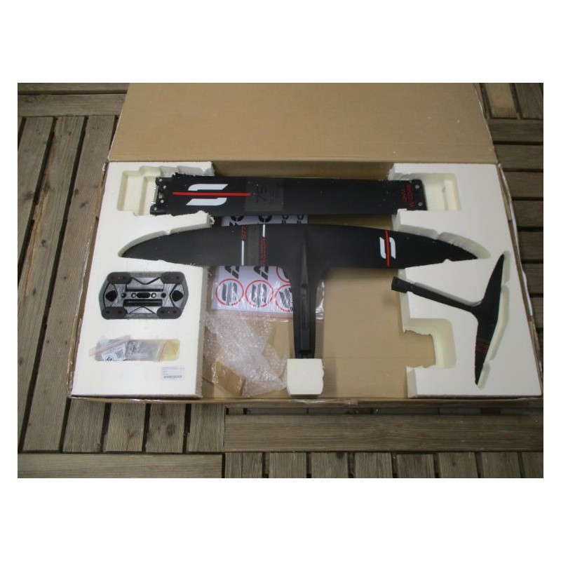 Foil Wing Sabfoil Test Razor Blackbird Kit 953cm² - Integrated Tail 977- 375 - 75