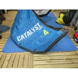 Aile nue Kitesurf occasion Ozone catalyst V3 4 m² 2022 rouge