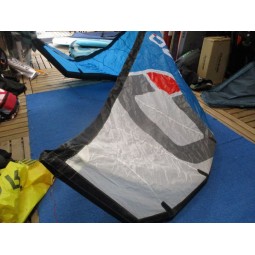 Aile nue Kitesurf occasion Ozone catalyst V3 4 m² 2022 rouge