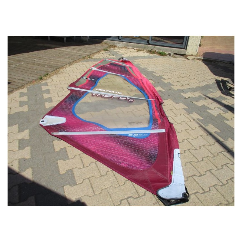 Voile Windsurf occasion Neilpryde the fly 3,9 m² 2012