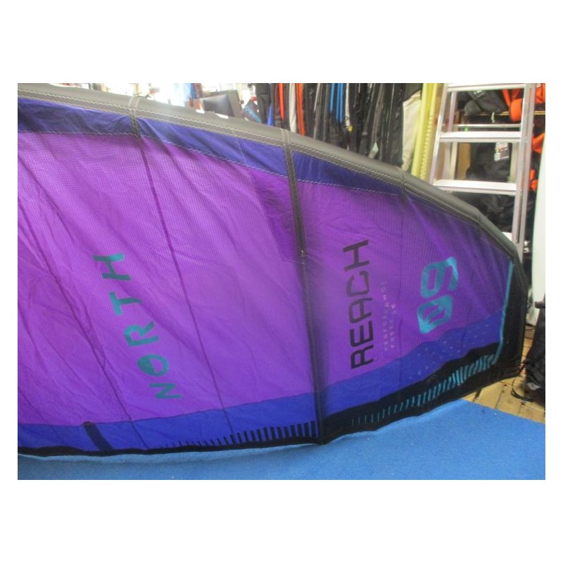 Aile nue Kitesurf TEST North Kiteboarding REACH 9 m² 2026
