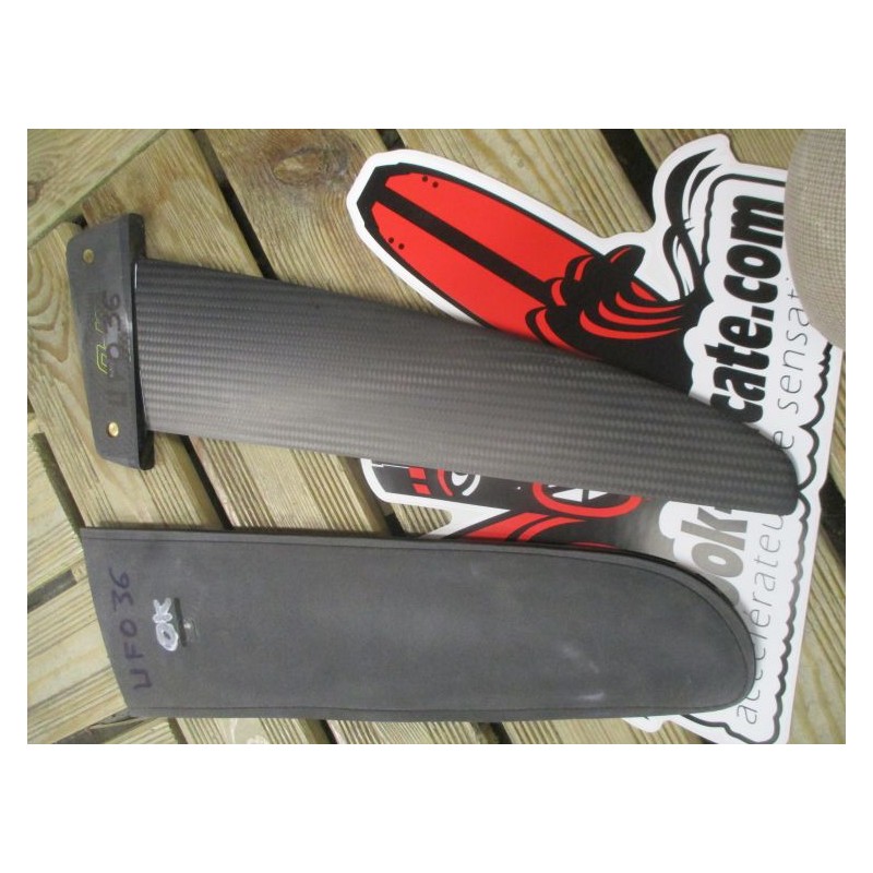Aileron Windsurf occasion UFO SLALOM CARBON 36 Tuttle-Box