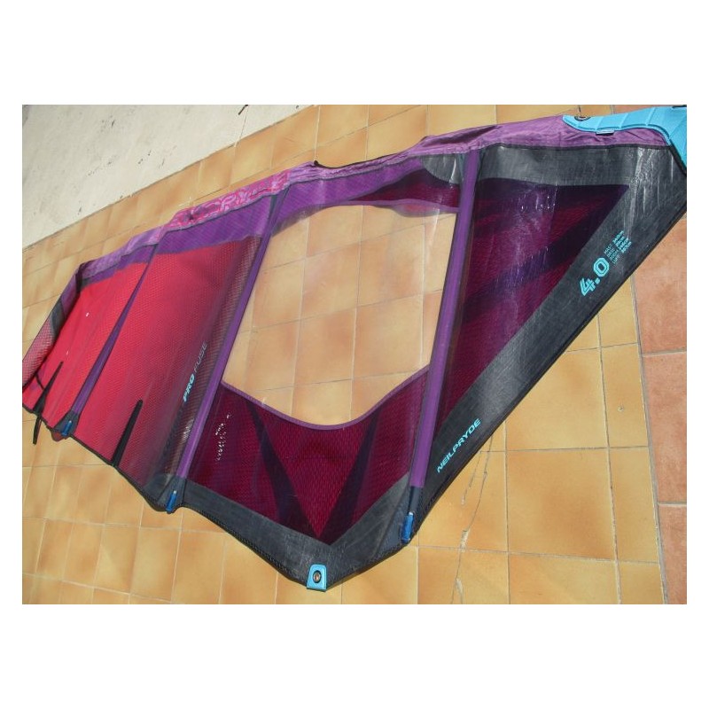 Voile Windsurf occasion Neilpryde combat pro fuse 4 m² 2024