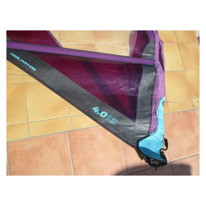Voile Windsurf occasion Neilpryde combat pro fuse 4 m² 2024