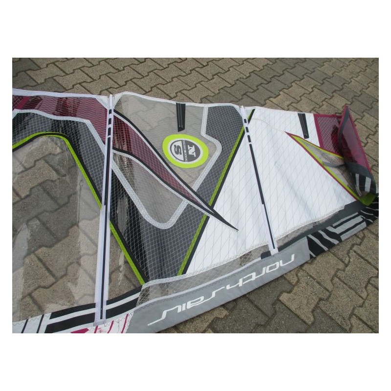 Voile Windsurf occasion North sails hero 4,2 m² 2012