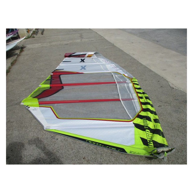 Voile Windsurf occasion North sails warp 5,2 m² 2011