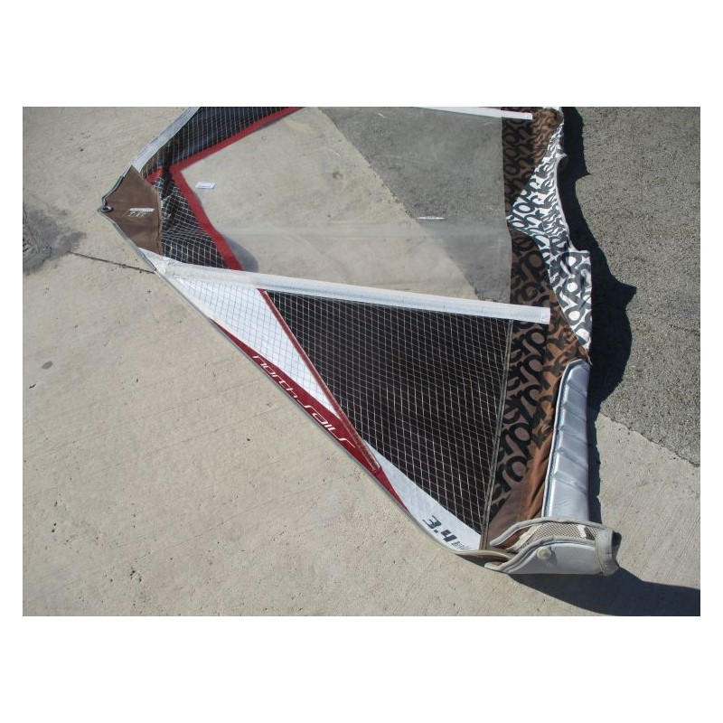 Voile Windsurf occasion North sails SUPER HERO 3,4 m² 2014  