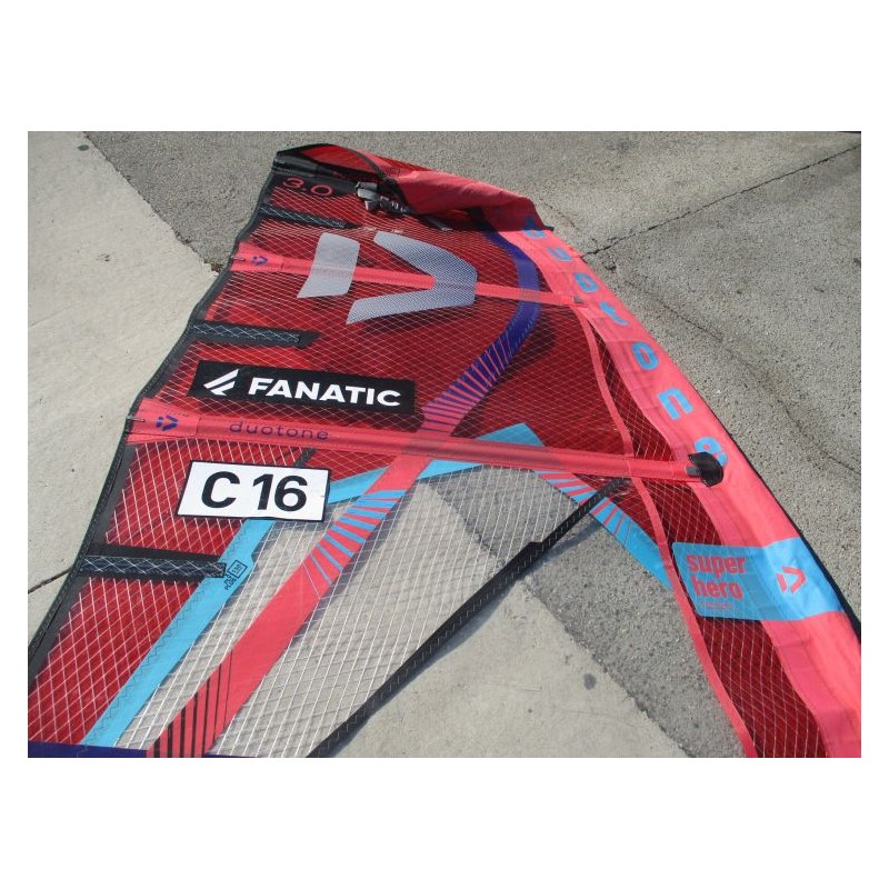 Voile Windsurf occasion Duotone SUPER HERO 3 m² 2023 Coral